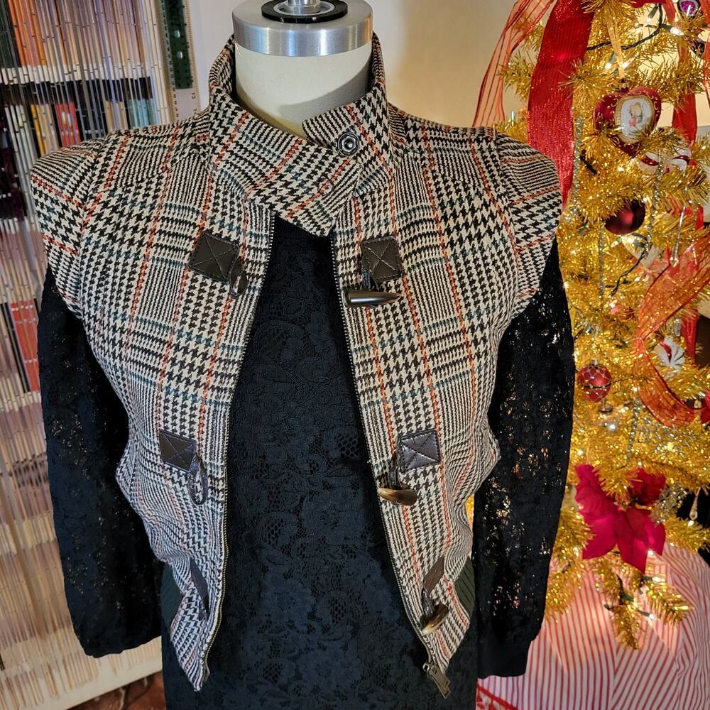 Vintage Benetton houndstooth vest brown trim cap sleeve wool blend small